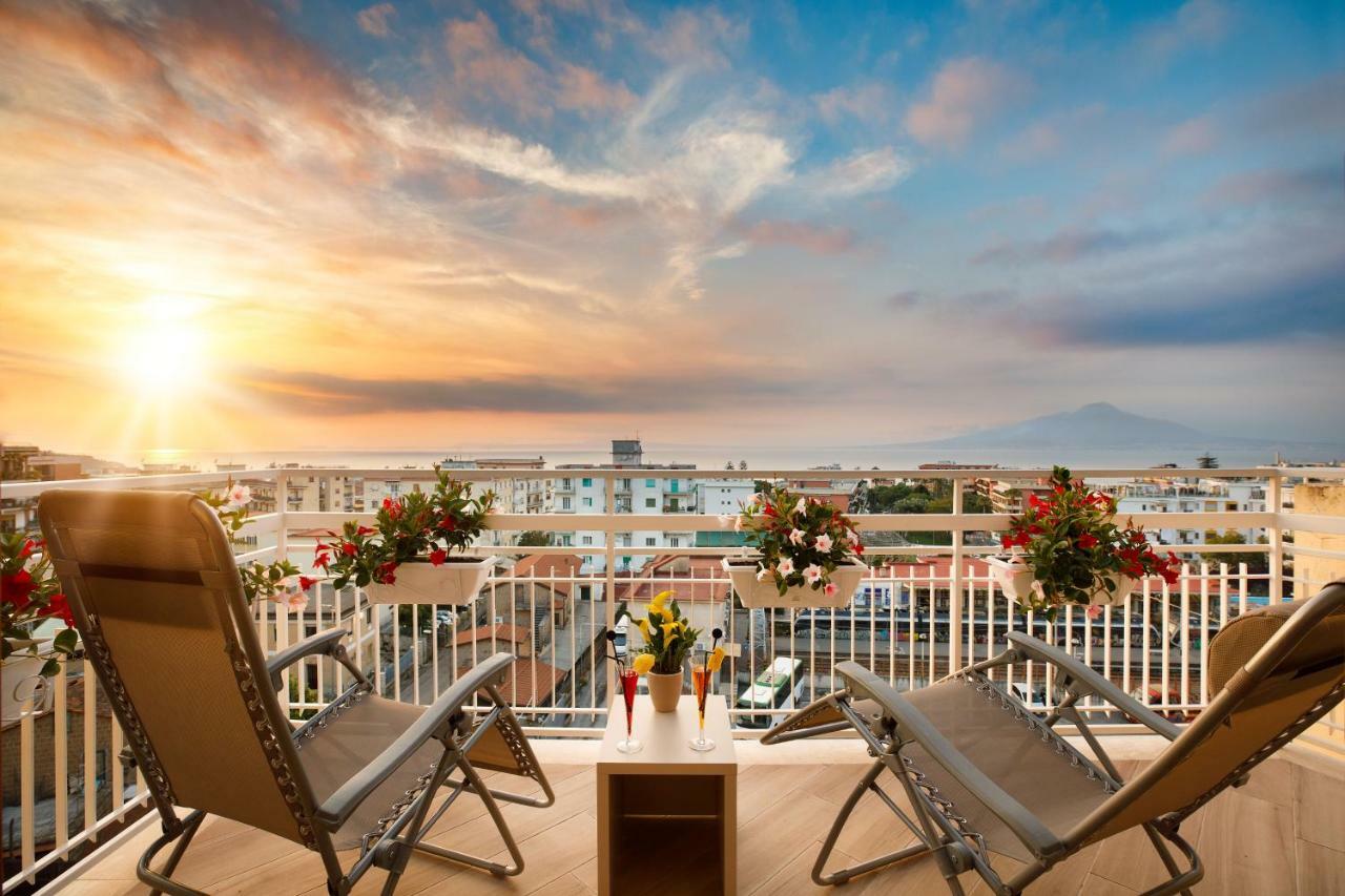 Le Muse Suite Sorrent Exterior foto
